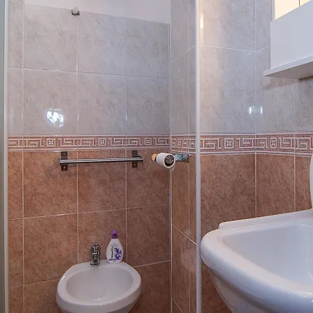 Casa Don Corrado شقة أفولا