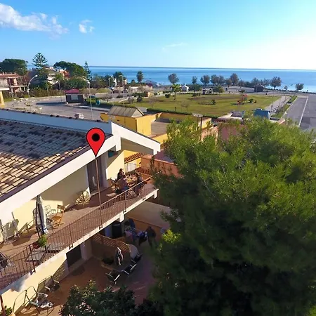 Casa Don Corrado شقة أفولا